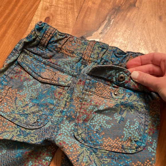 Tea Collection Colorful Patterned Shorts - Picture 7 of 11
